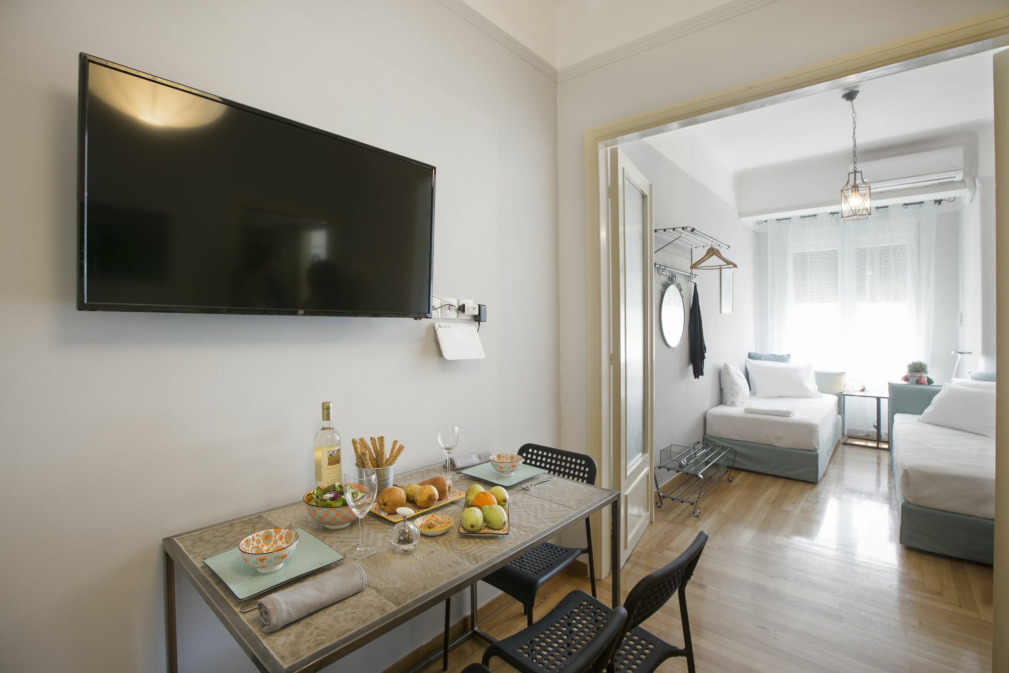 Attractive Flat Near The Acropolis Museum & Metro Station By Athenian Homes Esterno foto